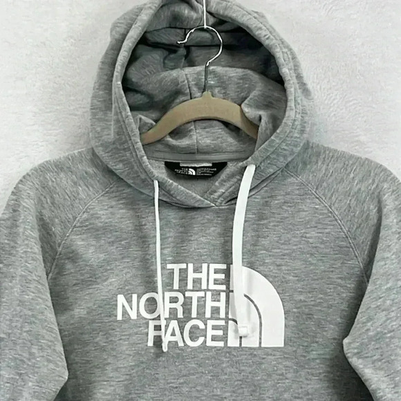 The North Face Women’s Hoodie Sweatshirt Sz Small Gray Cotton/Polyester Graphic - Picture 2 of 11